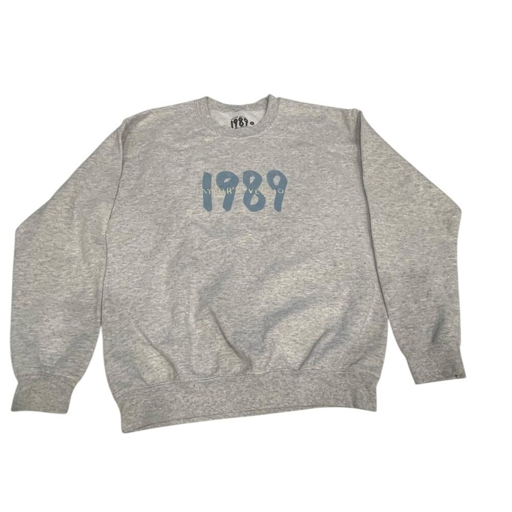 Taylor Swift Gray Crewneck Sweater with Blue '1989' Graphic
